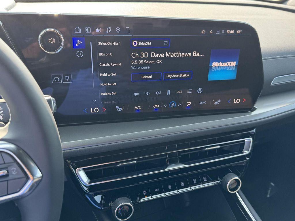 new 2026 Chevrolet Traverse car, priced at $41,426