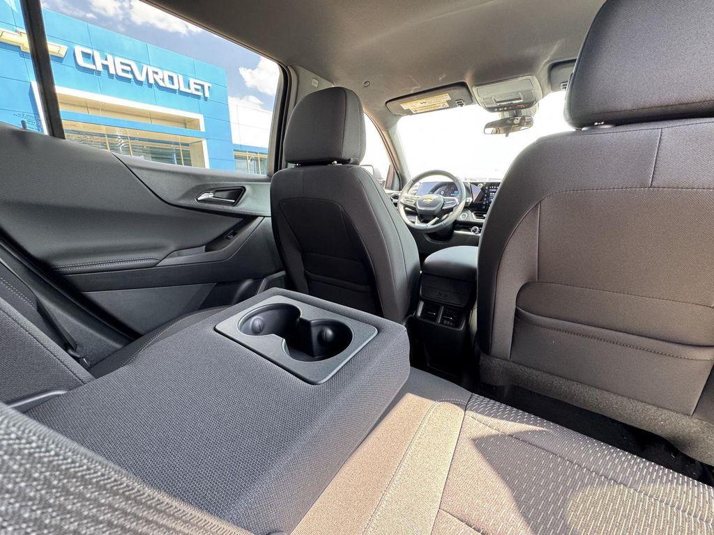 new 2026 Chevrolet Equinox car, priced at $25,995