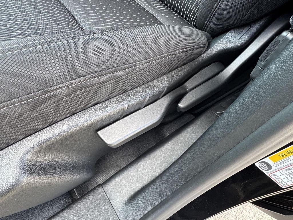 new 2026 Chevrolet Equinox car, priced at $25,995