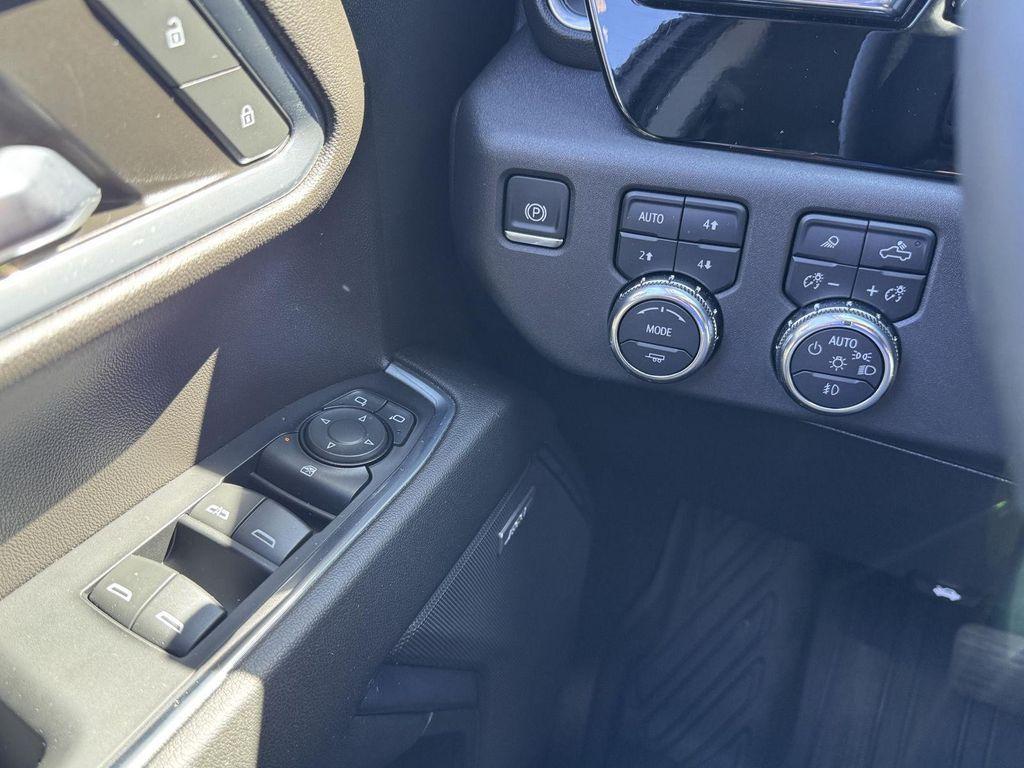 used 2024 GMC Sierra 1500 car, priced at $52,000