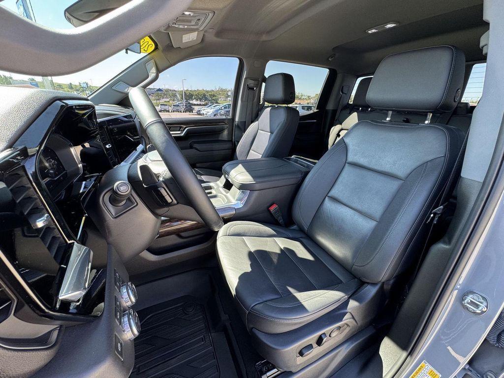used 2024 GMC Sierra 1500 car, priced at $52,000