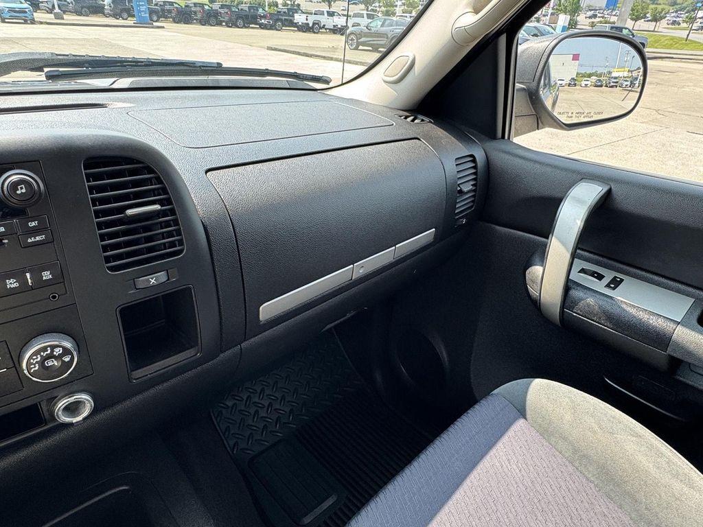 used 2009 Chevrolet Silverado 1500 car, priced at $8,250