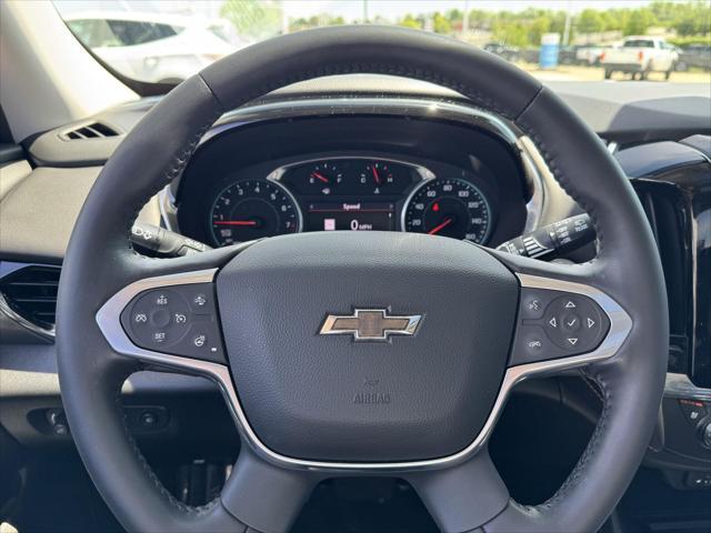 used 2021 Chevrolet Traverse car, priced at $30,000