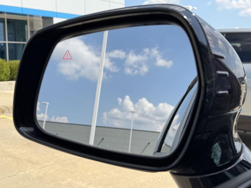 used 2022 Kia Carnival car, priced at $24,000