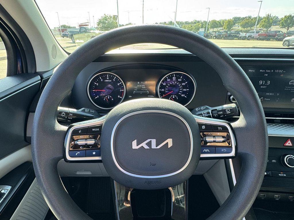used 2022 Kia Carnival car, priced at $25,000