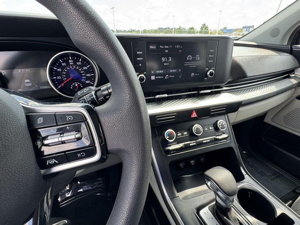 used 2022 Kia Carnival car, priced at $24,000