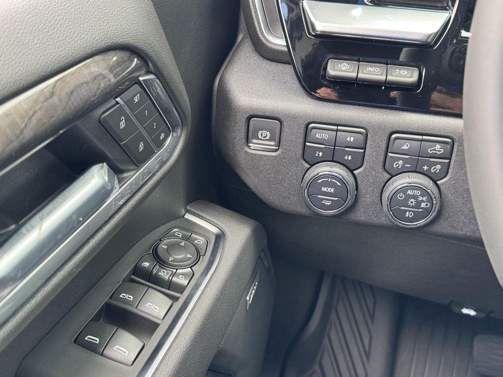 new 2025 Chevrolet Silverado 2500 car, priced at $81,015