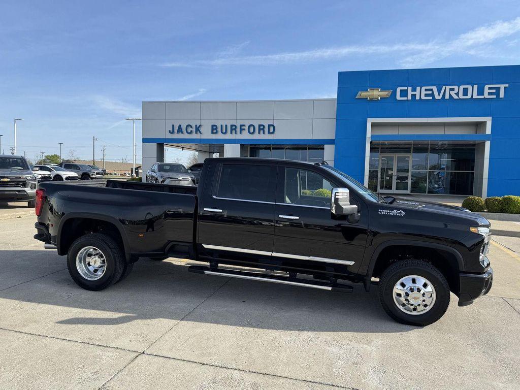 new 2025 Chevrolet Silverado 3500 car, priced at $82,926