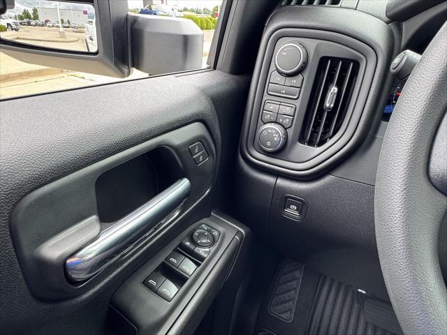 new 2025 Chevrolet Silverado 2500 car, priced at $52,476