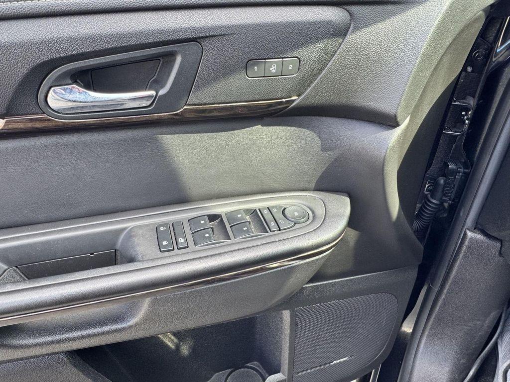 used 2014 GMC Acadia car, priced at $10,500