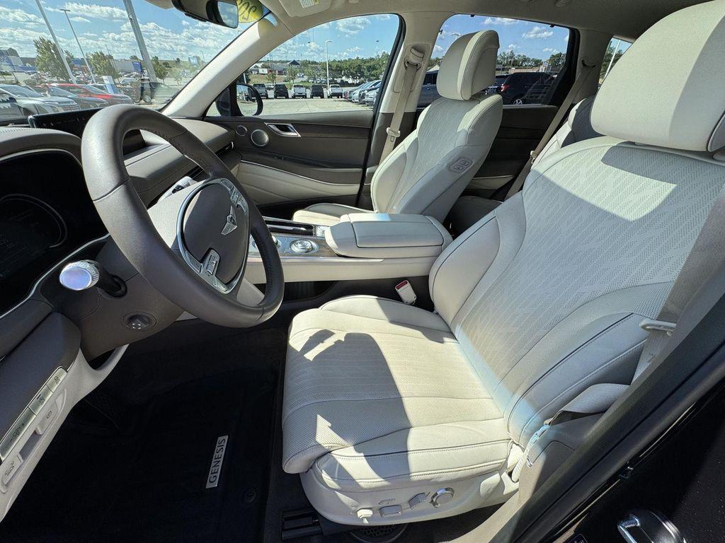 used 2023 Genesis GV80 car, priced at $40,500