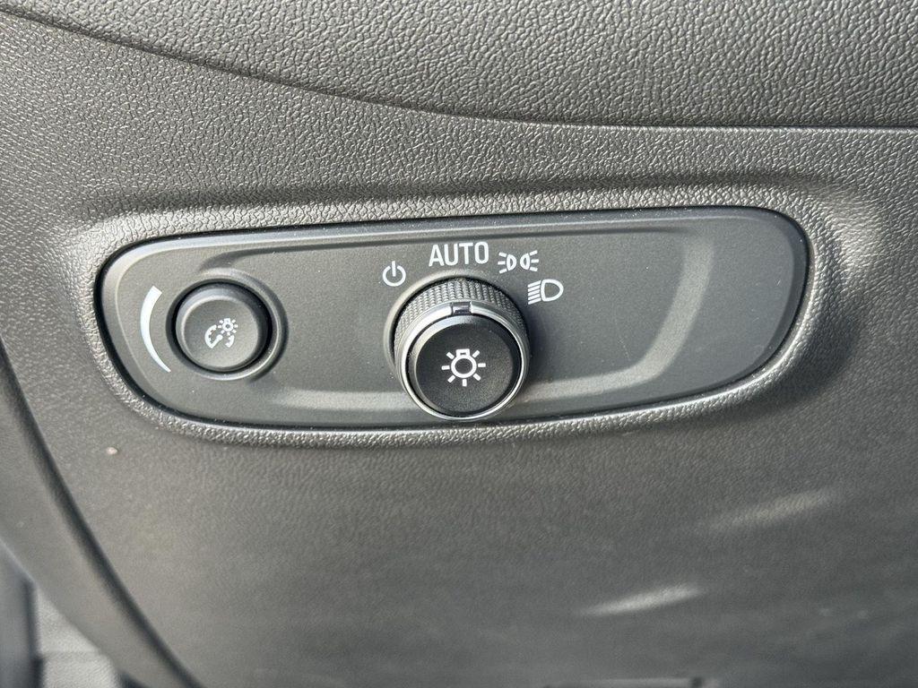 used 2024 Chevrolet Equinox car, priced at $22,000