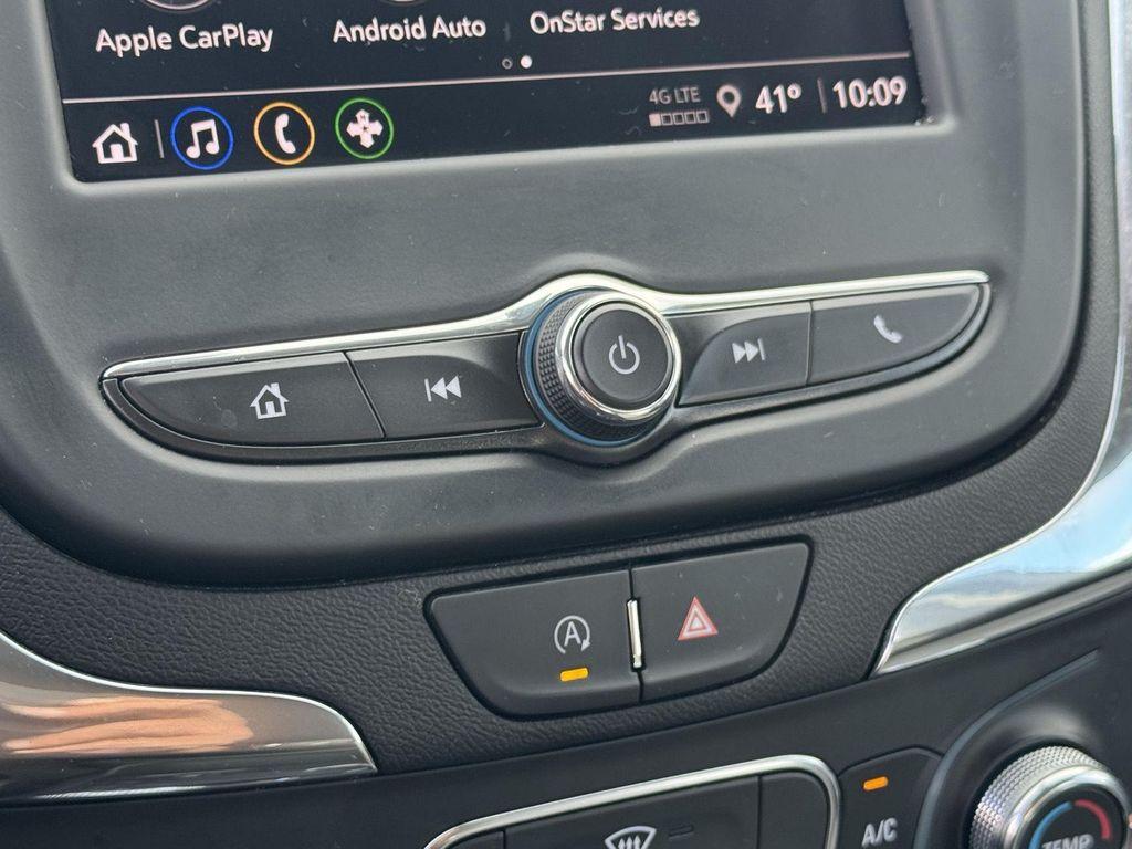 used 2024 Chevrolet Equinox car, priced at $22,000