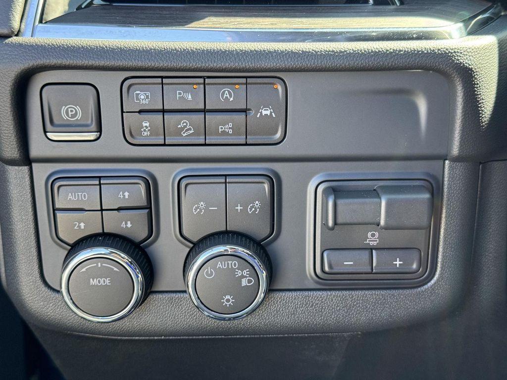 new 2026 Chevrolet Suburban car, priced at $67,926