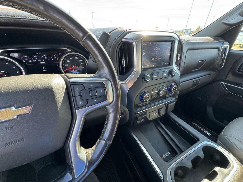 used 2020 Chevrolet Silverado 1500 car, priced at $32,000