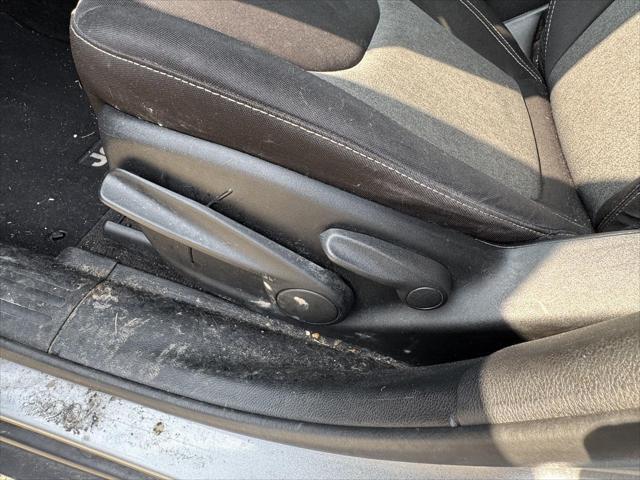 used 2015 Jeep Cherokee car, priced at $9,500