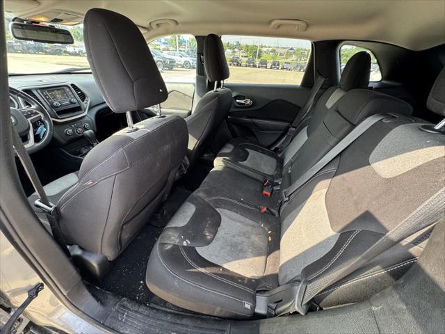 used 2015 Jeep Cherokee car, priced at $9,500