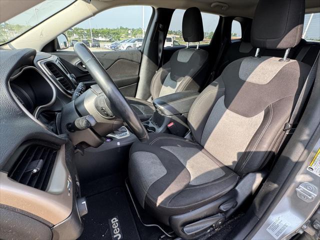 used 2015 Jeep Cherokee car, priced at $9,500