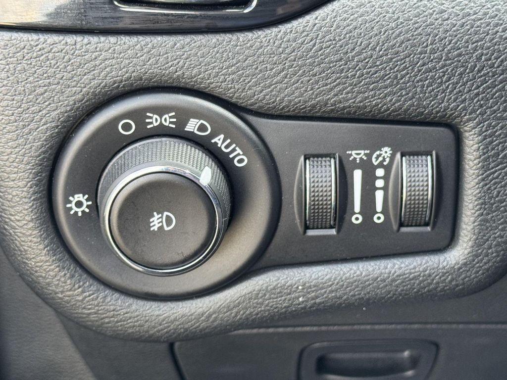 used 2019 Jeep Cherokee car, priced at $17,000