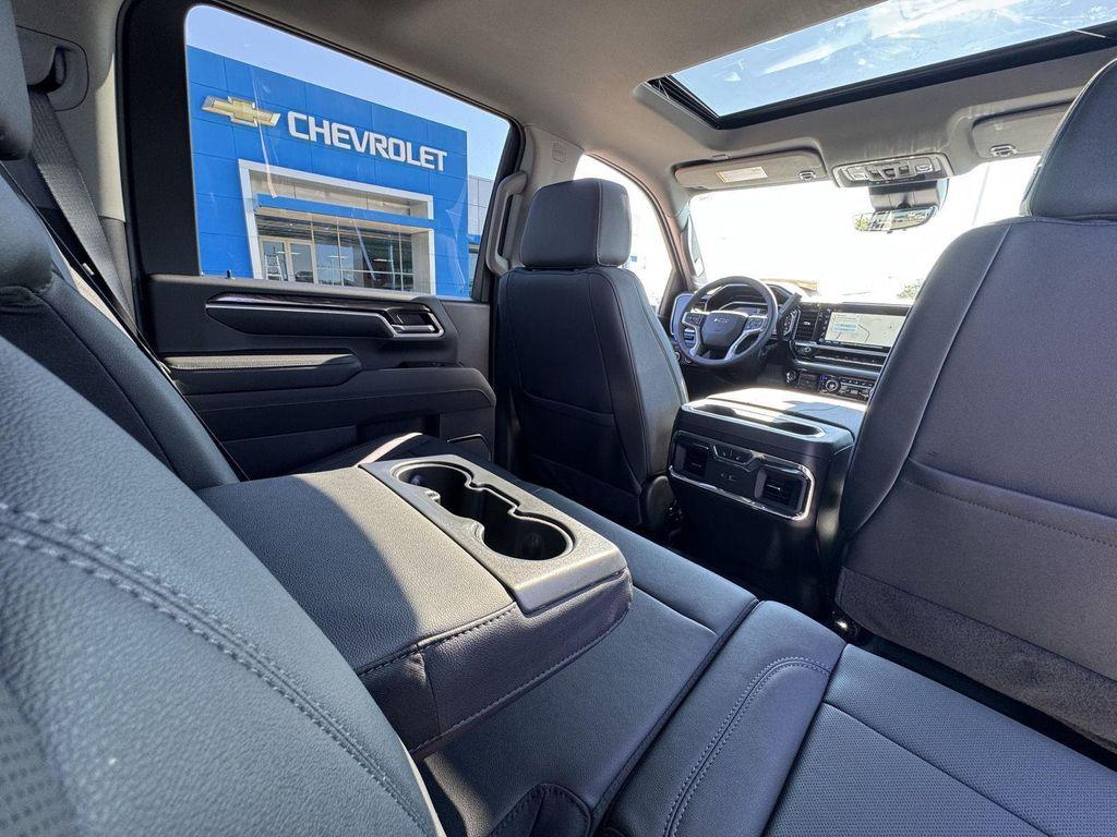 new 2025 Chevrolet Silverado 2500 car, priced at $70,515