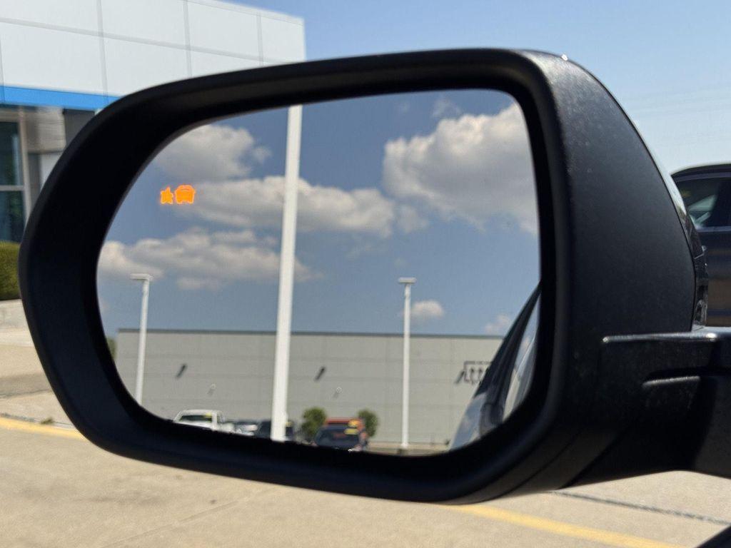 new 2026 Chevrolet Equinox car, priced at $27,995