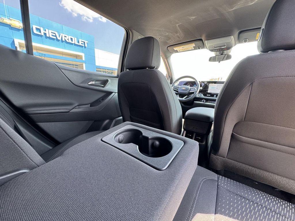 new 2026 Chevrolet Equinox car, priced at $27,995