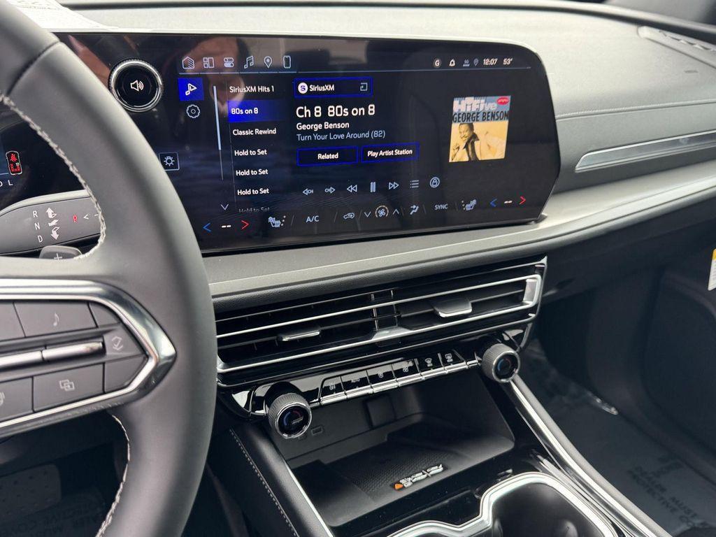 new 2026 Chevrolet Traverse car, priced at $44,326