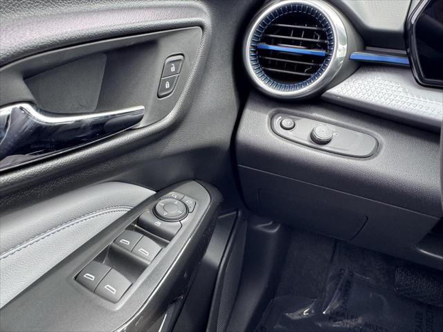new 2025 Chevrolet Trax car, priced at $25,385