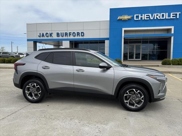 new 2025 Chevrolet Trax car, priced at $25,385