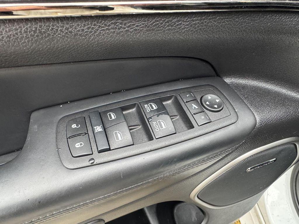 used 2019 Jeep Grand Cherokee car, priced at $20,000