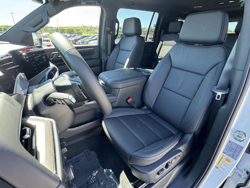 new 2026 Chevrolet Suburban car, priced at $76,270