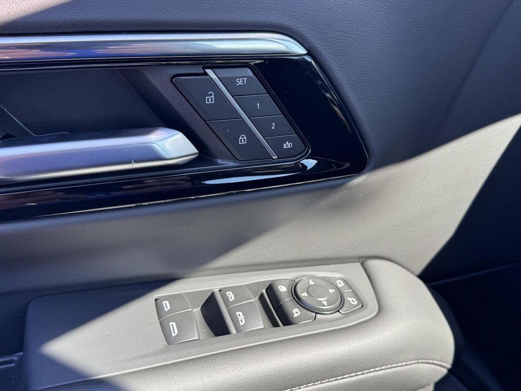 new 2026 Chevrolet Suburban car, priced at $76,270