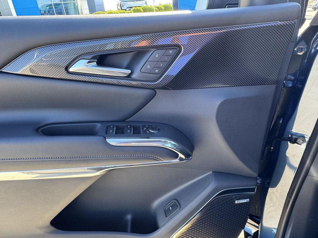 new 2026 Chevrolet Traverse car, priced at $59,920
