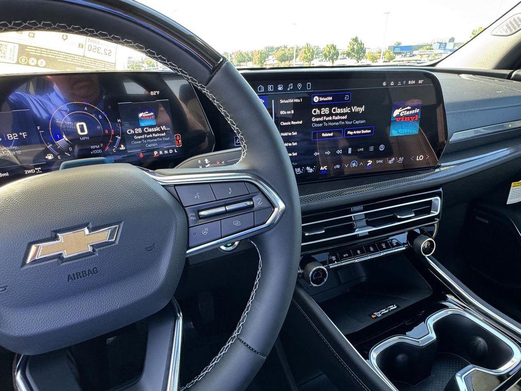 new 2026 Chevrolet Traverse car, priced at $59,920