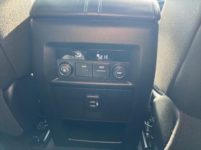 used 2022 Chevrolet Traverse car, priced at $28,000