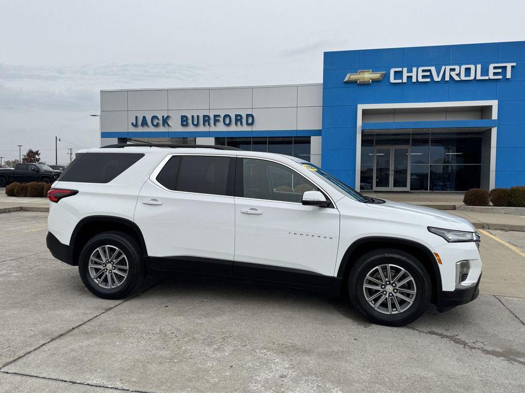 used 2022 Chevrolet Traverse car, priced at $27,500