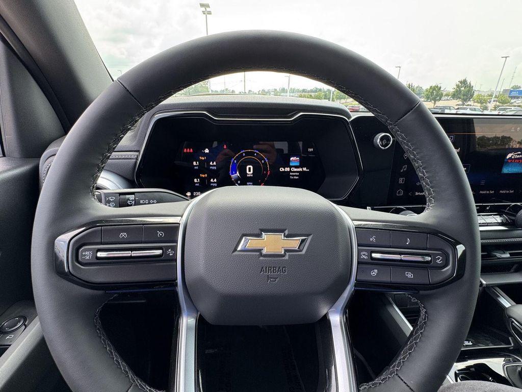 new 2026 Chevrolet Colorado car, priced at $43,026