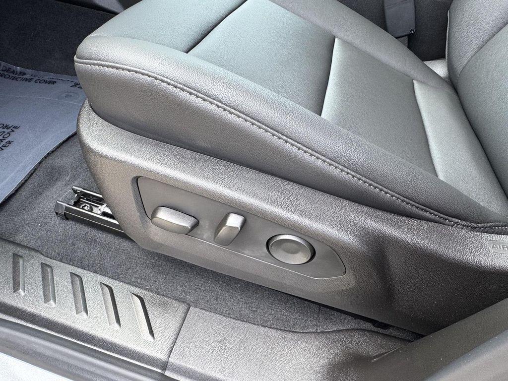 new 2026 Chevrolet Colorado car, priced at $43,026