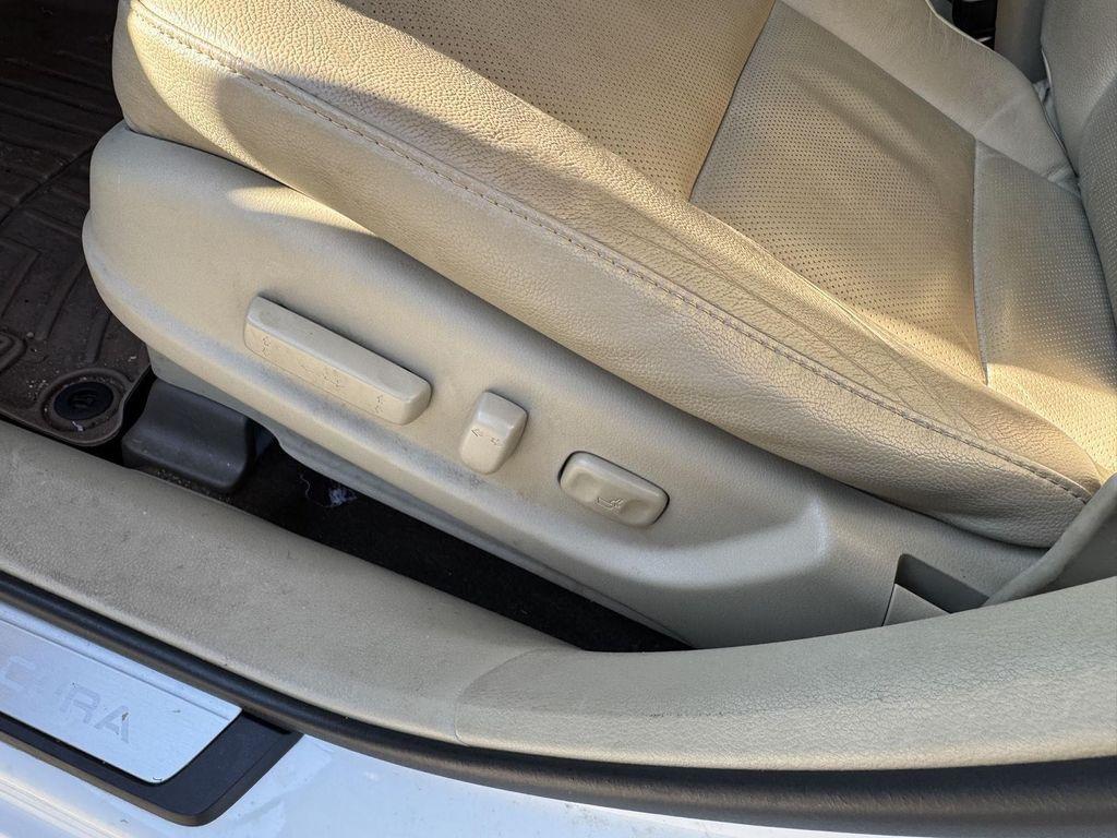 used 2013 Acura RDX car, priced at $10,000