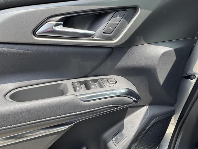 new 2025 Chevrolet Traverse car, priced at $40,826