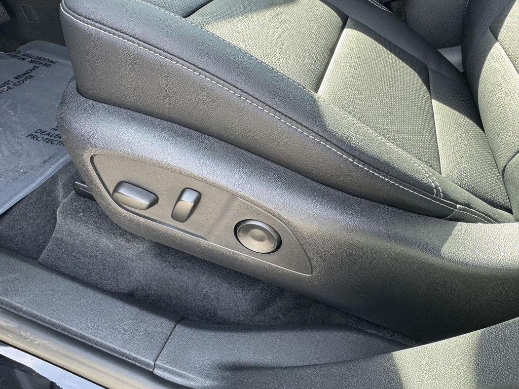 new 2026 Chevrolet Traverse car, priced at $45,026