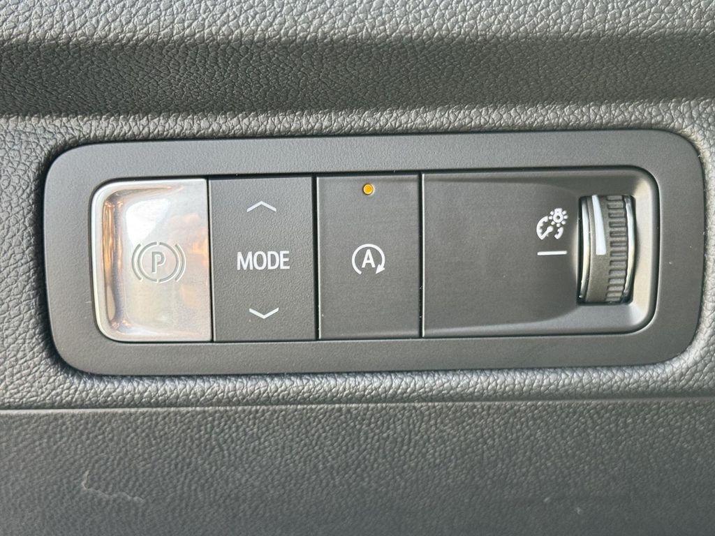 new 2026 Chevrolet Traverse car, priced at $45,026