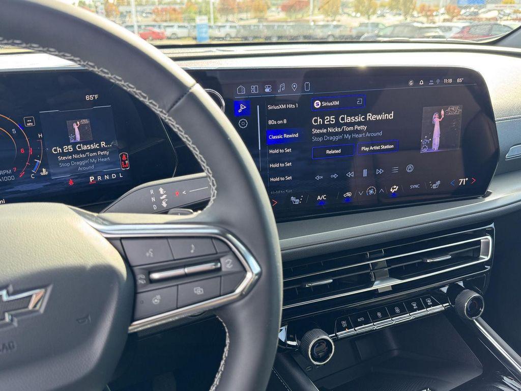 new 2026 Chevrolet Traverse car, priced at $45,026