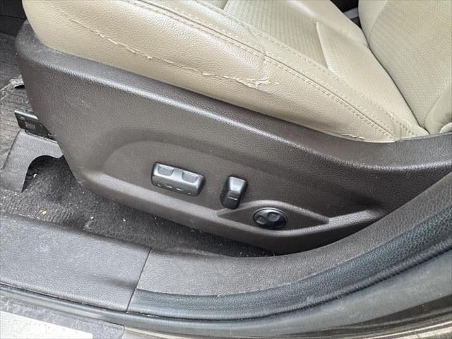 used 2013 Hyundai Santa Fe car, priced at $10,000