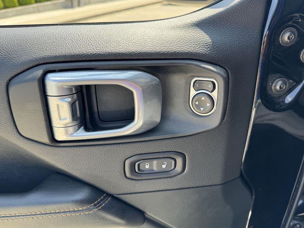 used 2020 Jeep Wrangler Unlimited car, priced at $29,000