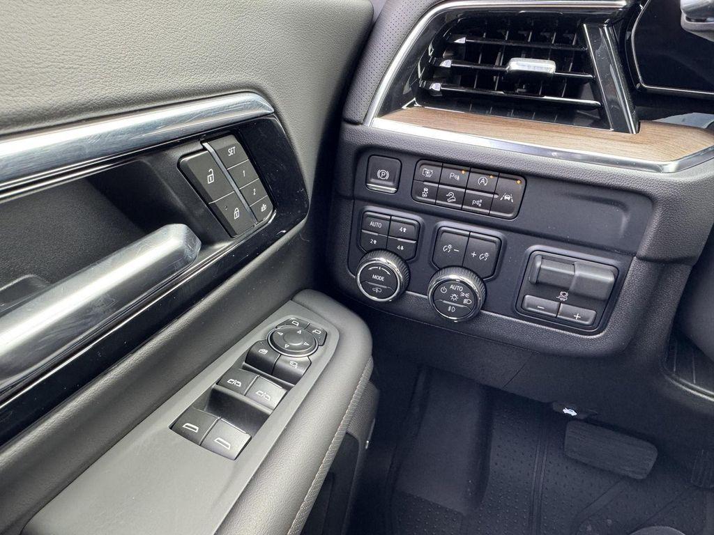 new 2026 Chevrolet Suburban car, priced at $91,826