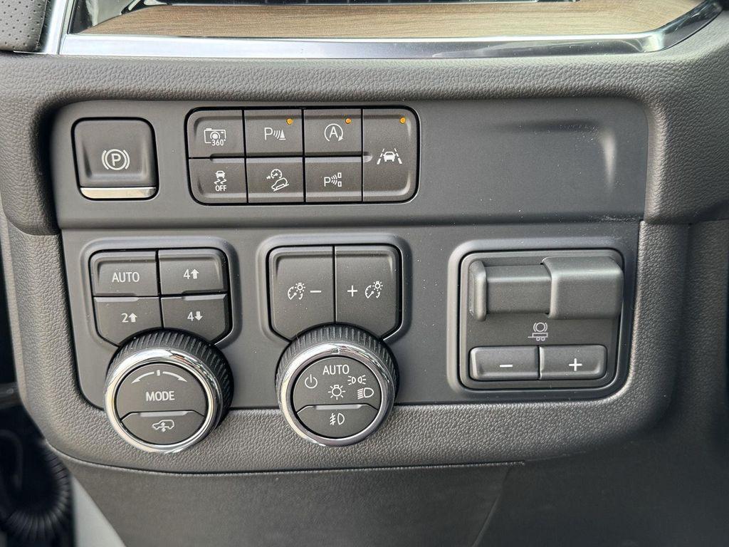 new 2026 Chevrolet Suburban car, priced at $91,826