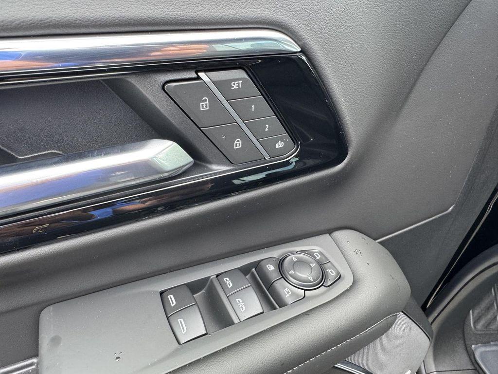 new 2026 Chevrolet Tahoe car, priced at $73,026