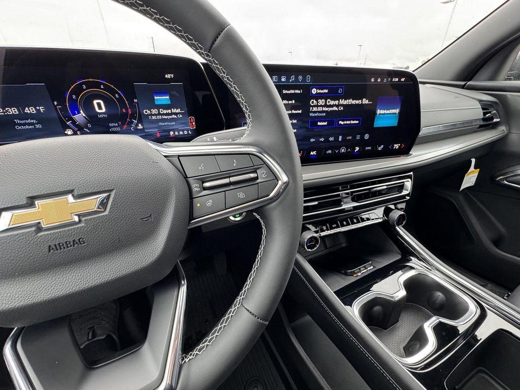 new 2026 Chevrolet Traverse car, priced at $44,426