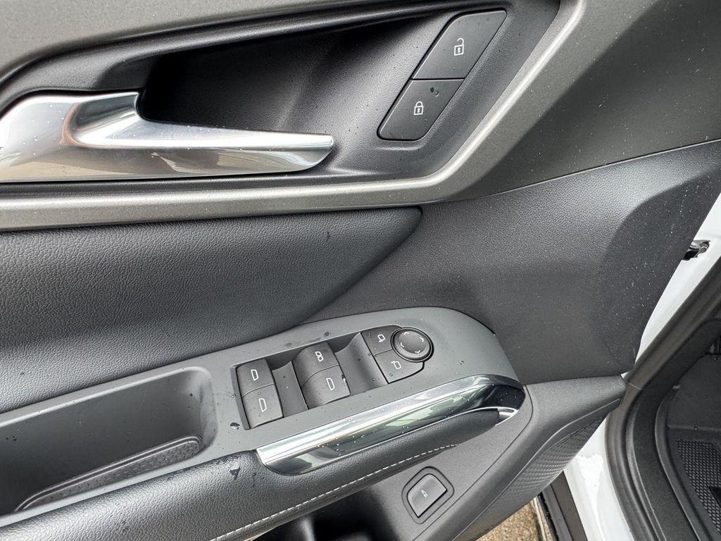 new 2026 Chevrolet Traverse car, priced at $44,426